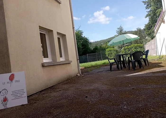 Le Petit Yves
