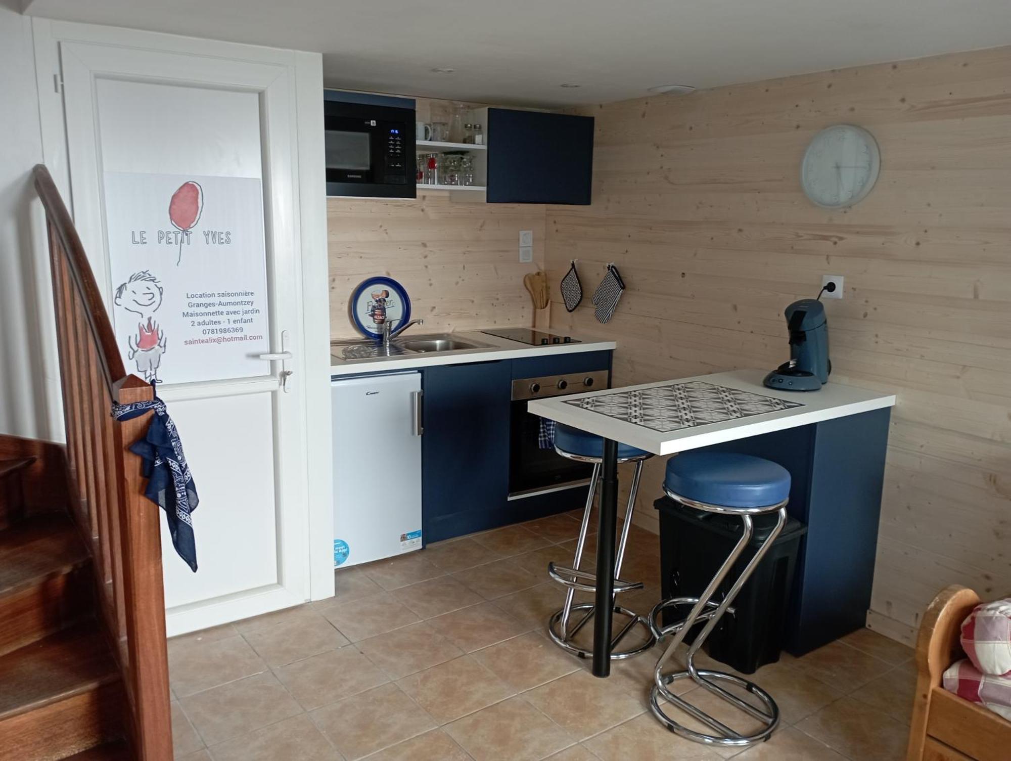 Holiday home Le Petit Yves *